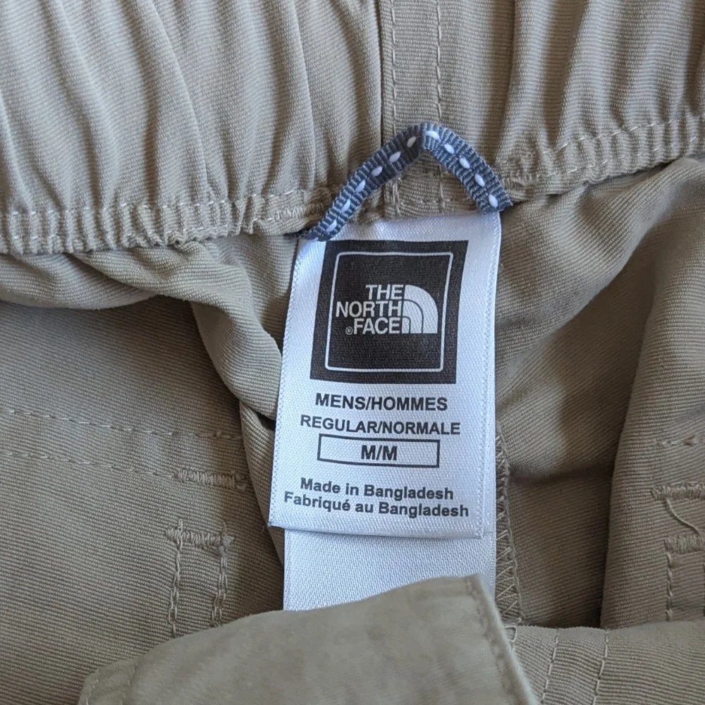 The North Face‎ Men's Convertible Pants/Shorts (Sz M)